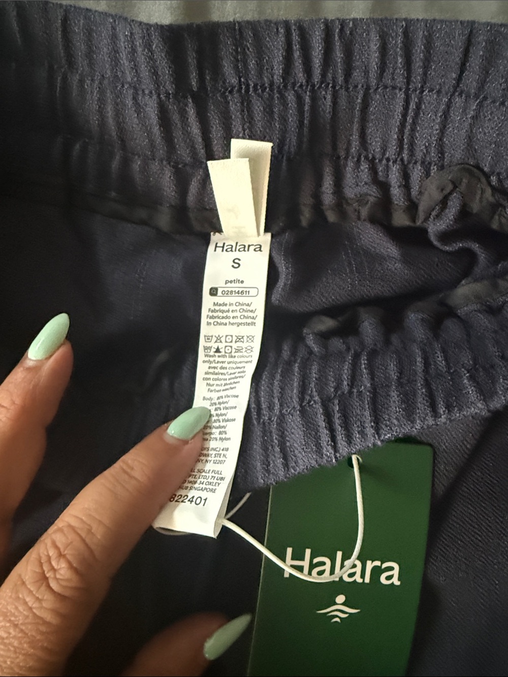 HALARA Navy Pull-On Elastic Waist Shorts